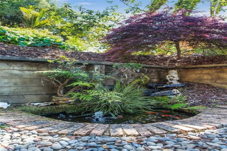 Photo of property in 121 Pemberton Avenue, Bayview, Auckland, 0629