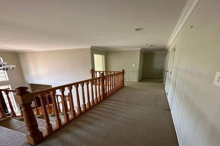 Photo of property in 38 Leafield Crescent, Henderson, Auckland, 0612