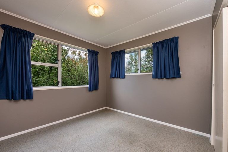 Photo of property in 12 Hollis Road, Paraparaumu Beach, Paraparaumu, 5032