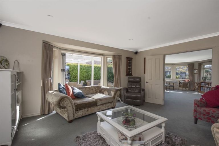 Photo of property in 2 Redhaven Place, Bethlehem, Tauranga, 3110