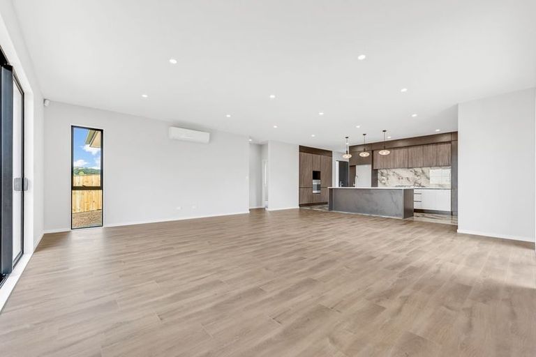 Photo of property in 8 Titchmarsh Lane, Pokeno, 2402