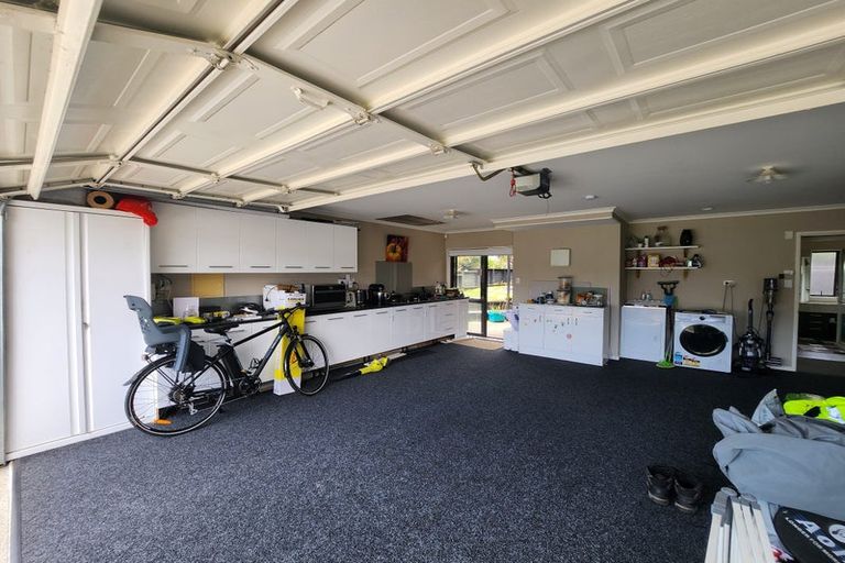 Photo of property in 3 Beros Place, Flat Bush, Auckland, 2016