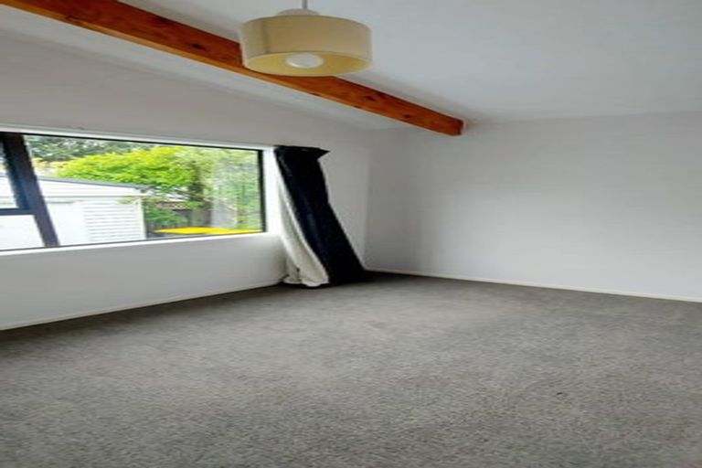 Photo of property in 1/166 Nile Road, Milford, Auckland, 0620