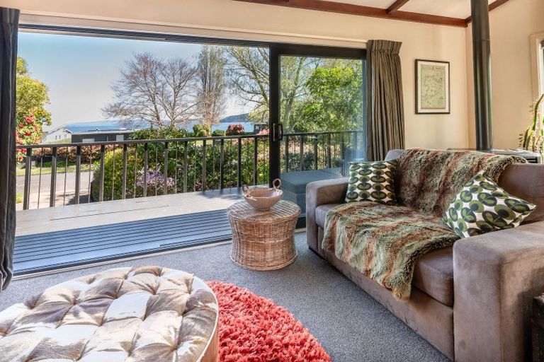 Photo of property in 20 Keitha Place, Kinloch, Taupo, 3377