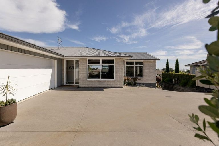 Photo of property in 5 Damien Place, Ohauiti, Tauranga, 3112