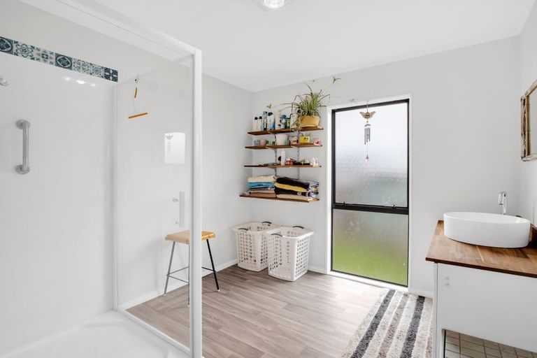 Photo of property in 19a Victoria Street, Levin, 5510