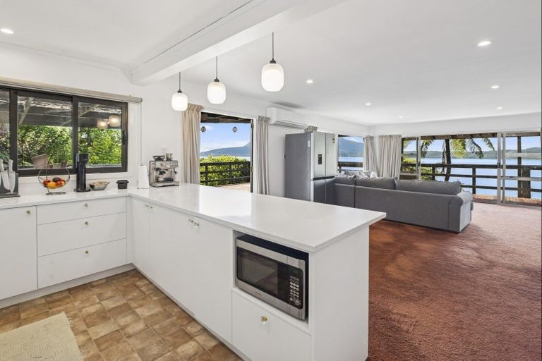 Photo of property in 62 Spencer Road, Lake Tarawera, Rotorua, 3076