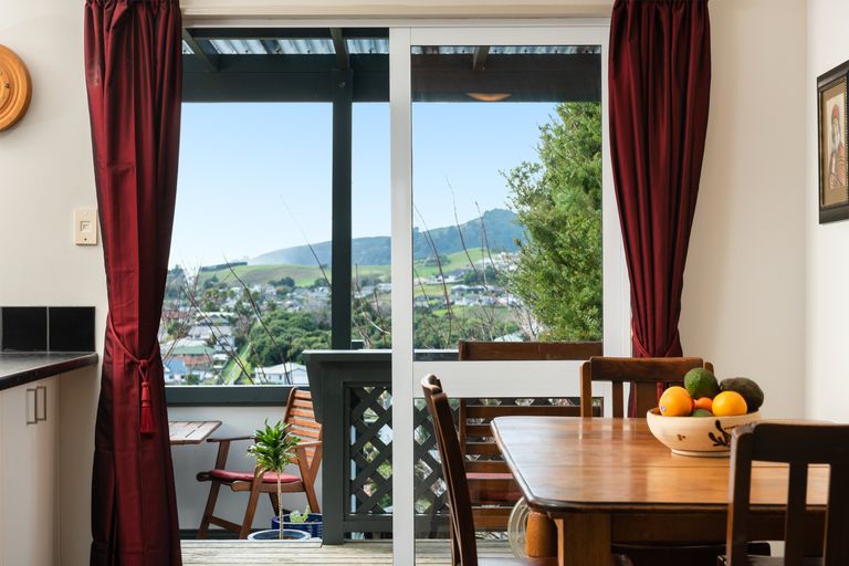 Photo of property in 71 Osprey Drive, Welcome Bay, Tauranga, 3112