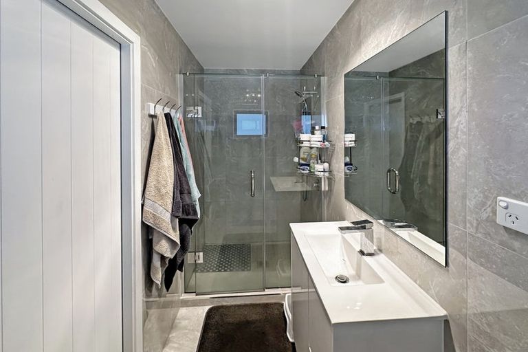 Photo of property in 17a Kerrydale Road, Manurewa, Auckland, 2102