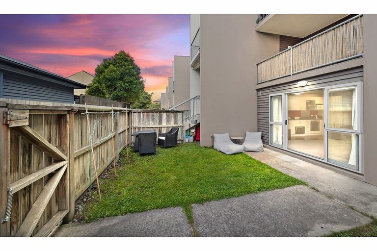 Photo of property in 1/30 Mathesons Road, Phillipstown, Christchurch, 8011