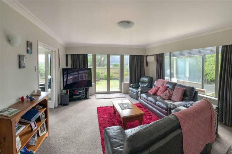 Photo of property in 67 Gladstone Terrace, Gladstone, Invercargill, 9810