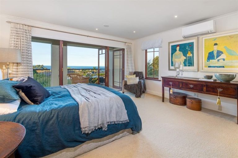 Photo of property in 15 Ocean View Road, Milford, Auckland, 0620