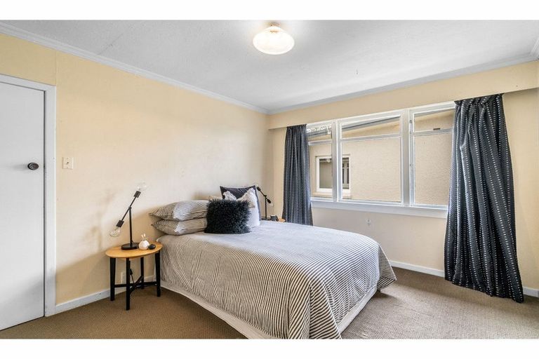 Photo of property in 327 Layard Street, Waverley, Invercargill, 9810