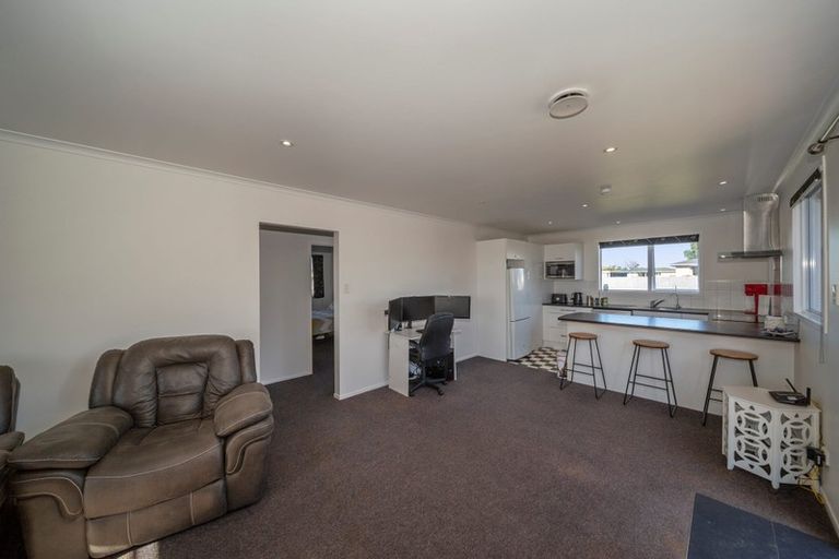 Photo of property in 17 Fantham Street, Hawera, 4610