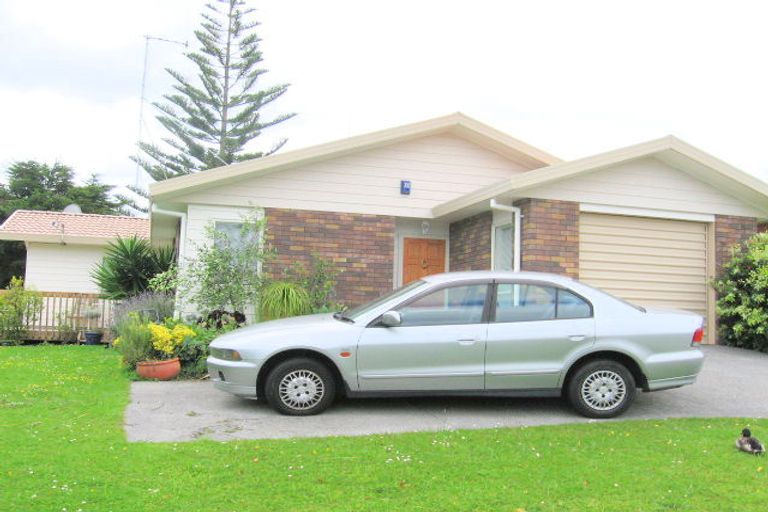 Photo of property in 30 Meynell Court, Glen Eden, Auckland, 0602