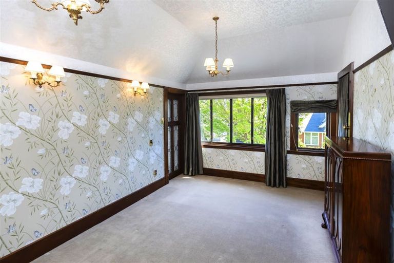 Photo of property in 283 Papanui Road, Merivale, Christchurch, 8052