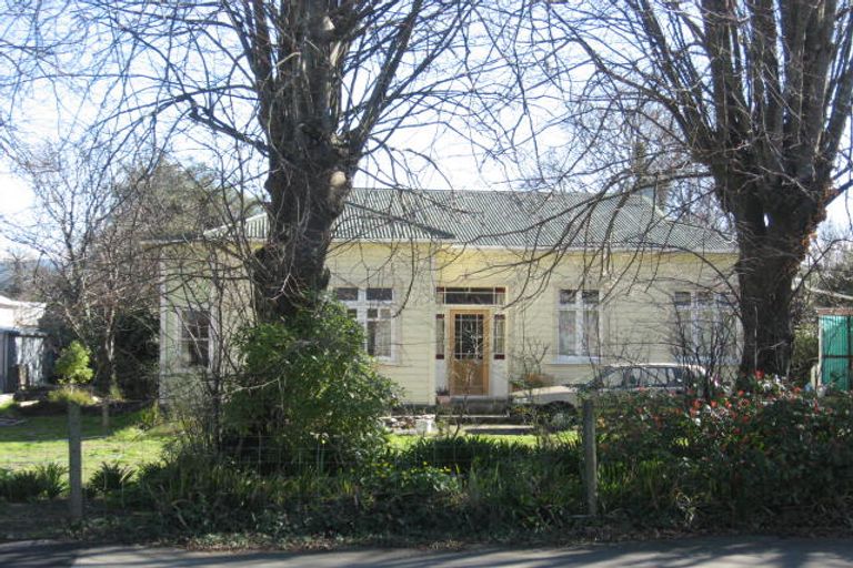 Photo of property in 208 Main Street, Greytown, 5712