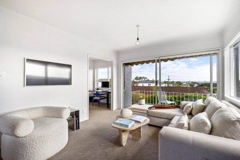 Photo of property in 4/134 Calliope Road, Stanley Point, Auckland, 0624