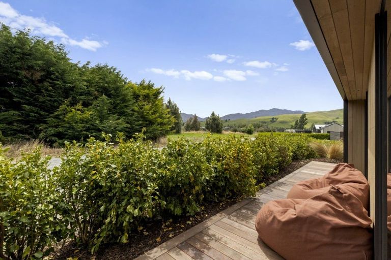 Photo of property in Kawarau Heights, 4 Carrick Lane, Lake Hayes, Queenstown, 9304