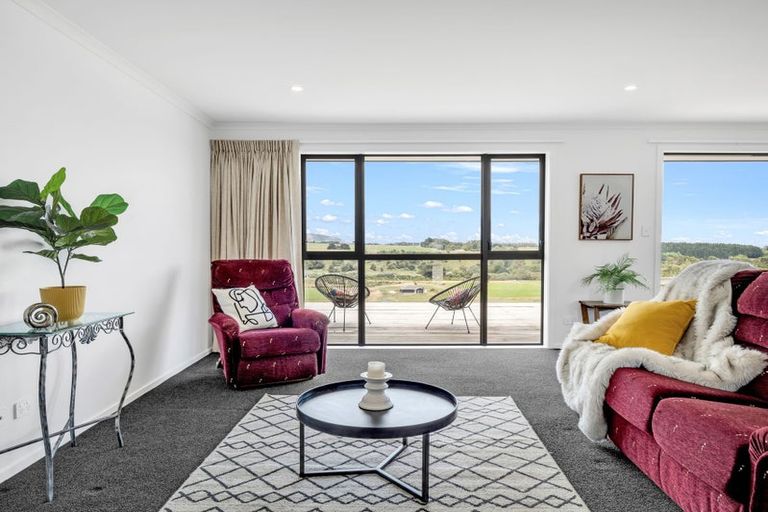 Photo of property in 36 Varsity Heights, Fitzherbert, Palmerston North, 4410