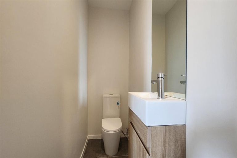 Photo of property in 17 John Gray Street, Papakura, 2110