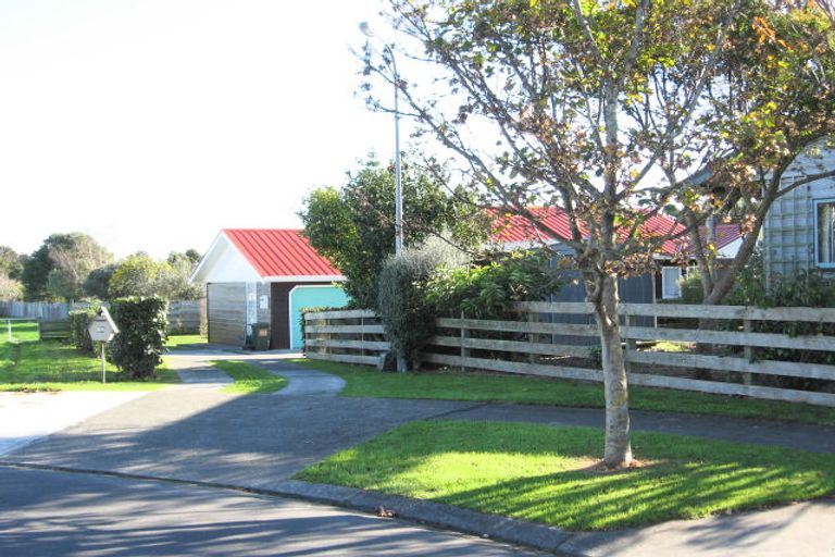 Photo of property in 25 Cobb Place, Otaki, 5512