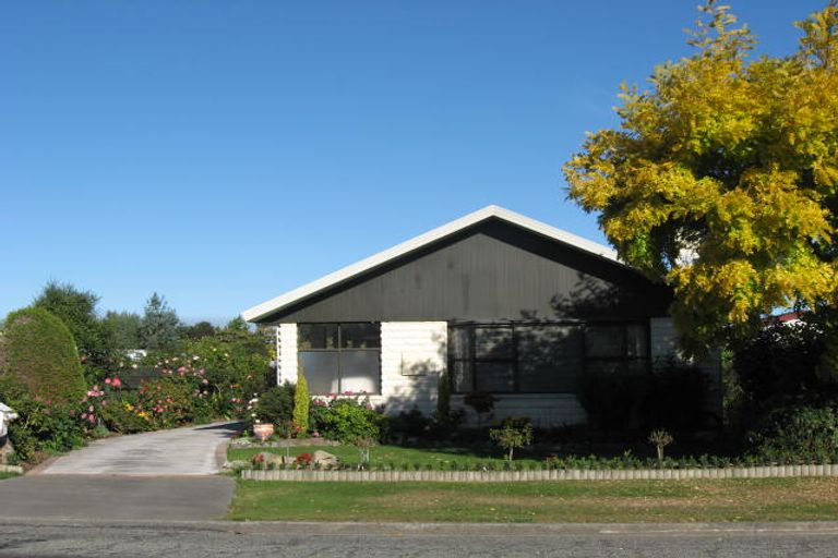 Photo of property in 56 George Street, Geraldine, 7930