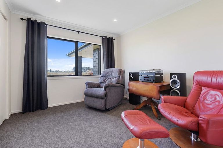 Photo of property in 592 Mangorei Road, Mangorei, New Plymouth, 4371