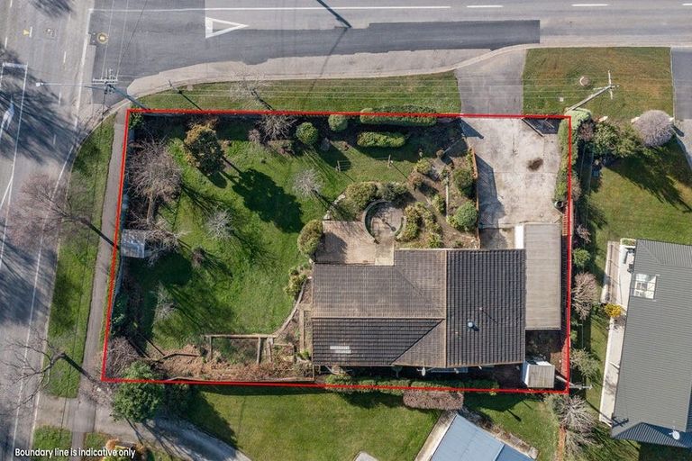 Photo of property in 1 Beach Street, Saint Clair, Dunedin, 9012
