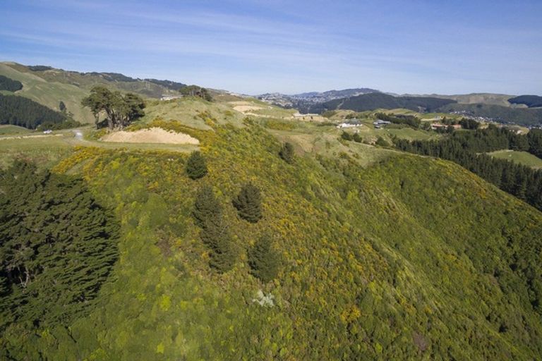 Photo of property in 201 Bing Lucas Drive, Tawa, Wellington, 5028