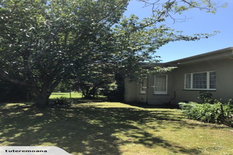 Photo of property in 72 Kent Street, Carterton, 5713