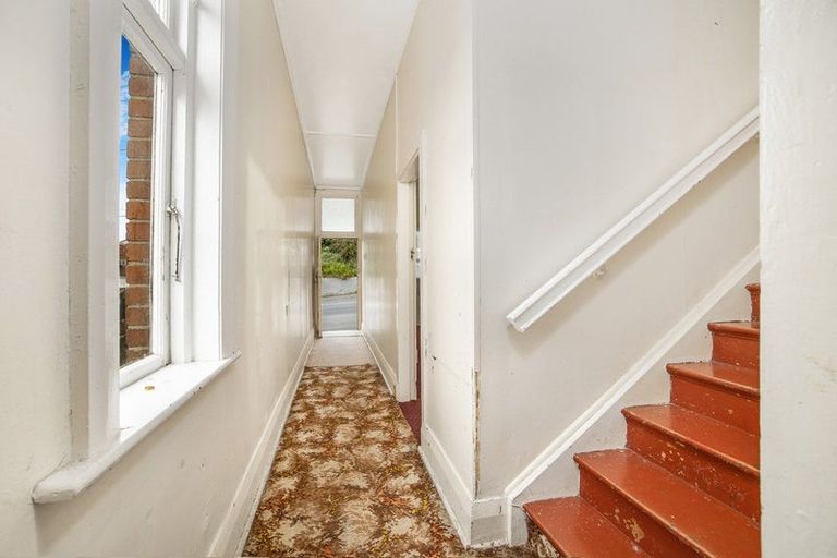 Photo of property in 372 South Road, Caversham, Dunedin, 9012