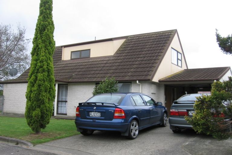 Photo of property in 10 Charisma Court, Kelvin Grove, Palmerston North, 4414