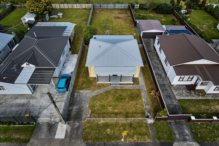 Photo of property in 40 York Street, Moera, Lower Hutt, 5010
