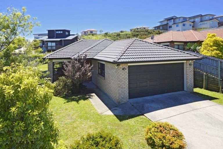 Photo of property in 14 Keri Vista Rise, Papakura, 2110