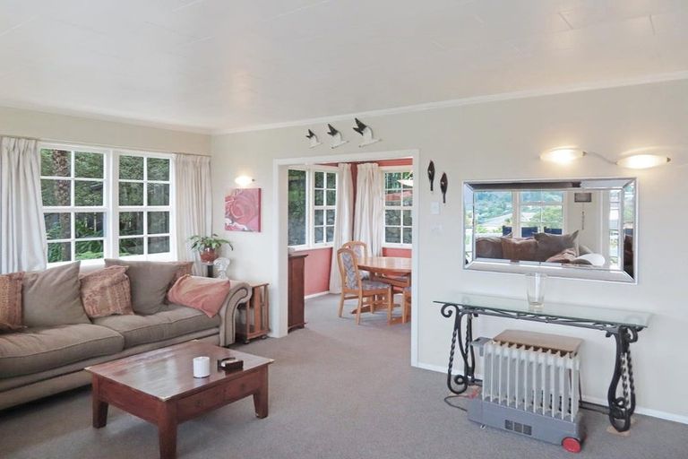 Photo of property in 40 Sunshine Crescent, Kelson, Lower Hutt, 5010