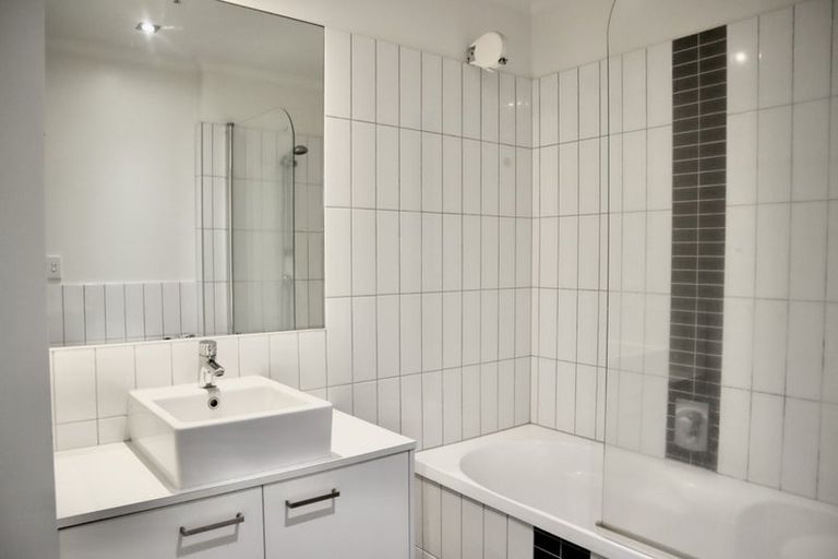 Photo of property in 277 Maunganui Road, Mount Maunganui, 3116