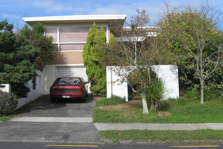 Photo of property in 22 The Crest, Sunnyhills, Auckland, 2010