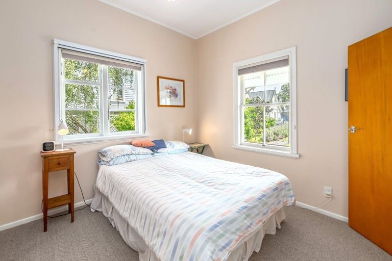 Photo of property in 127 Main Street, Greytown, 5712