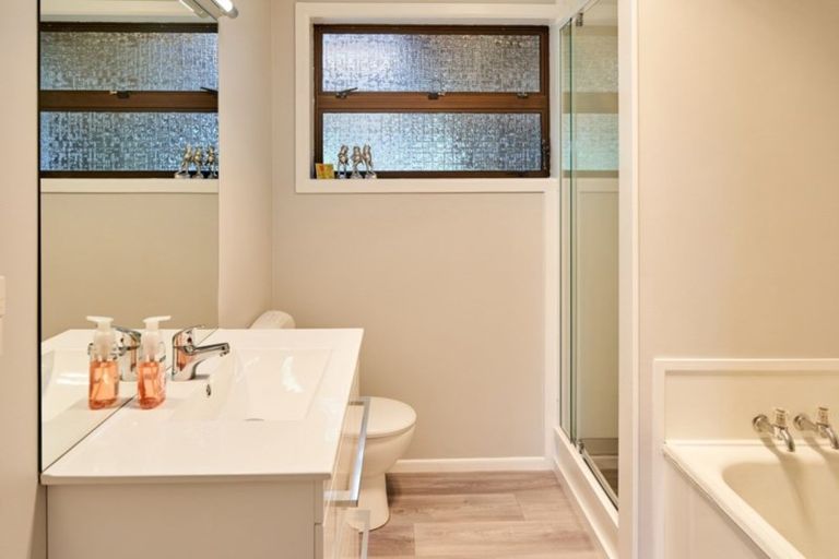 Photo of property in 10 Ngatitoa Street, Tawa, Wellington, 5028