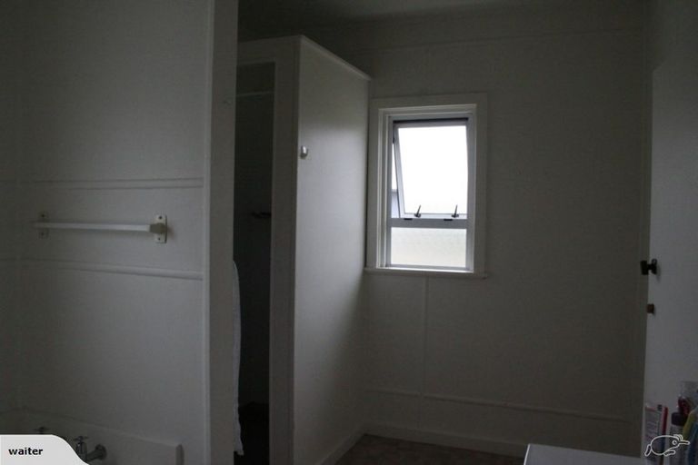 Photo of property in 19 Hume Street, Waitara, 4320