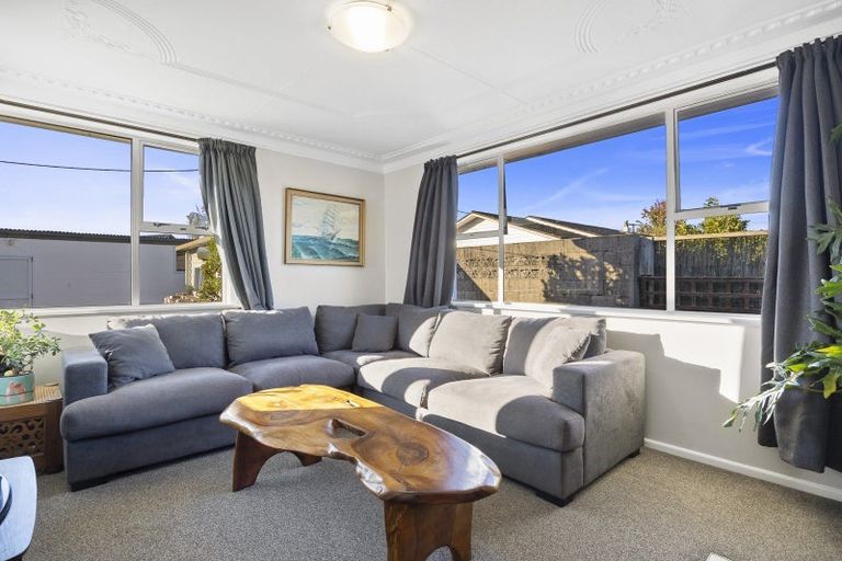 Photo of property in 32 Constitution Avenue, Milton, 9220