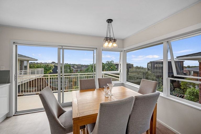Photo of property in 32 Galaxy Drive, Mairangi Bay, Auckland, 0630