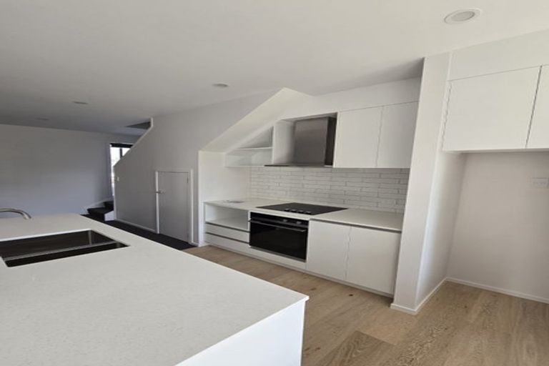 Photo of property in 2 Houhere Street, Paraparaumu, 5032