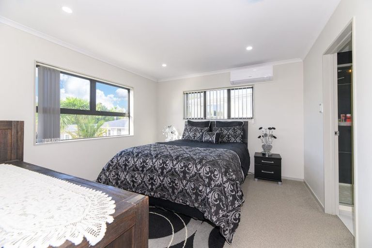 Photo of property in 9a Harrington Road, Henderson, Auckland, 0610