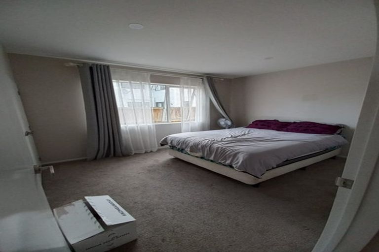 Photo of property in 6 St Claire Road, Silverdale, 0932