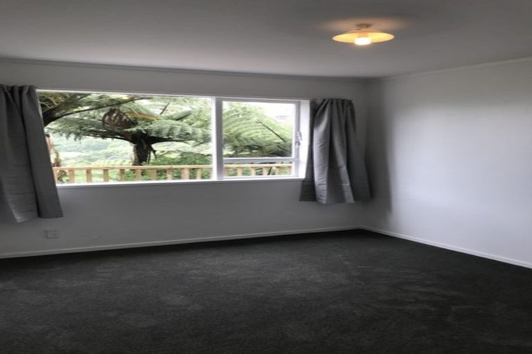 Photo of property in 4 Chancellor Way, Crofton Downs, Wellington, 6035