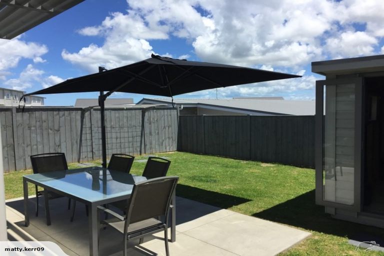 Photo of property in 41 Whenuapai Drive, Whenuapai, Auckland, 0618