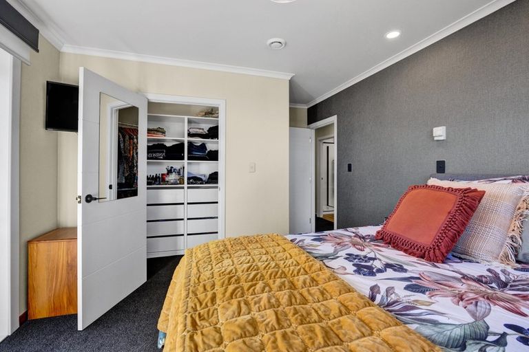 Photo of property in 12 Green Lane, Hawera, 4610