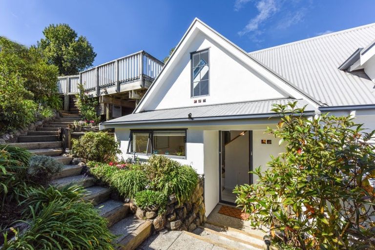 Photo of property in 202 Hampden Terrace, Nelson South, Nelson, 7010